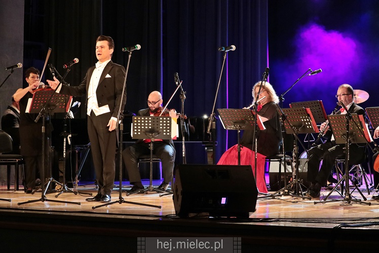 Wieczór z operetką, musicalem i humorem