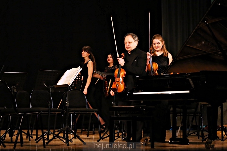 Koncert w ramach XIII Międzynarodowego Forum Pianistycznego ?Bieszczady bez granic?