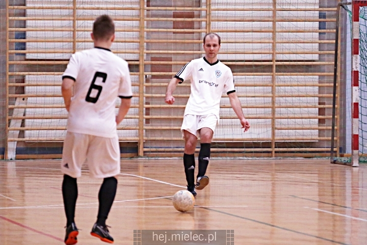 Futsal, 2. Liga Polska KF Stal Mielec ? Chuwdu Dukla 6:5