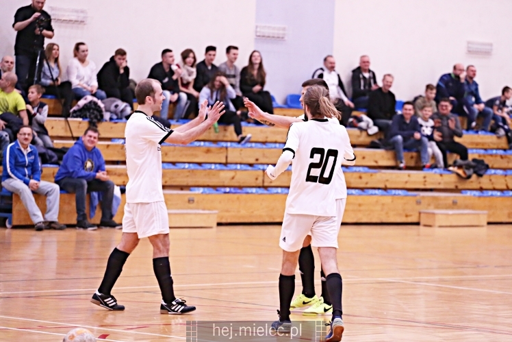 Futsal, 2. Liga Polska KF Stal Mielec ? Chuwdu Dukla 6:5
