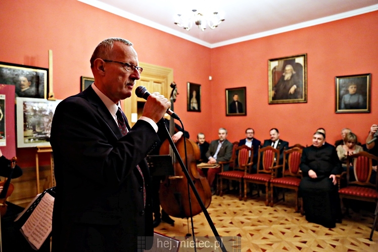 Uroczystość 40-lecia Muzeum Regionalnego w Mielcu i otwarcie wystawy Władysława Żurawskiego