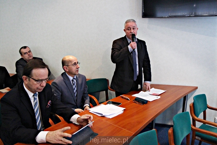 Radni pożegnali Prezydenta Miasta Mielca Daniela Kozdębę. Sesja Rady Miejskiej 28 lutego 2018