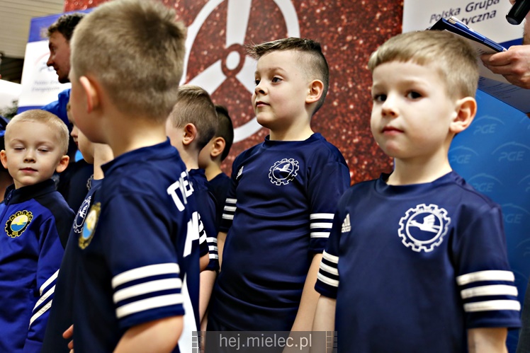 Biało-Niebieski Dzień Kobiet z FKS Stalą Mielec - część pierwsza