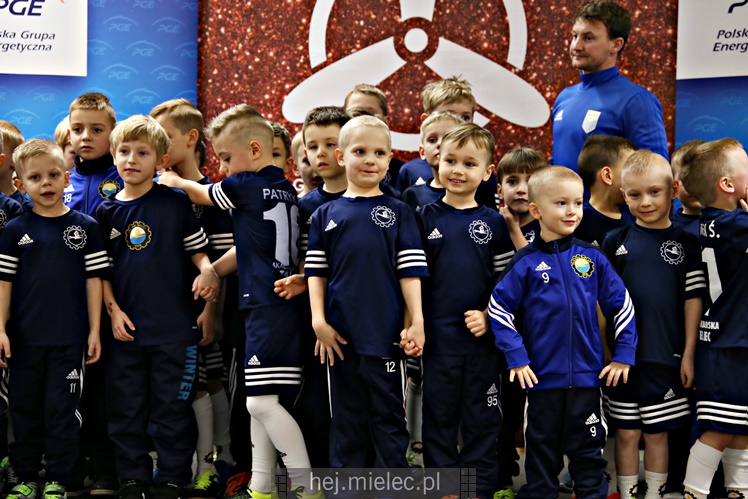 Biało-Niebieski Dzień Kobiet z FKS Stalą Mielec - część pierwsza