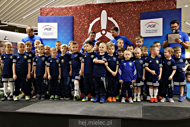 Biało-Niebieski Dzień Kobiet z FKS Stalą Mielec - część pierwsza