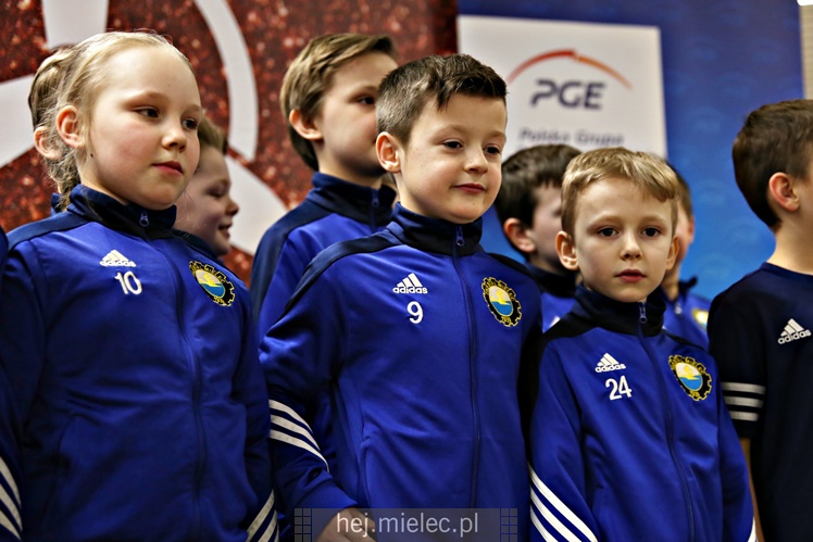 Biało-Niebieski Dzień Kobiet z FKS Stalą Mielec - część pierwsza