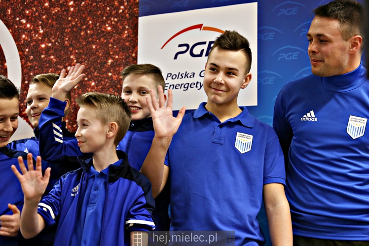 Biało-Niebieski Dzień Kobiet z FKS Stalą Mielec - część pierwsza