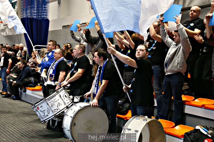 1/2 Mistrzostw Polski juniorek: UKS SMS Szóstka Mielec - UKS Chemik Olsztyn