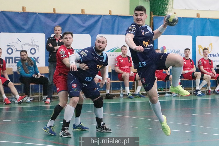 Dwie wygrane Stali z Meblami Wójcik