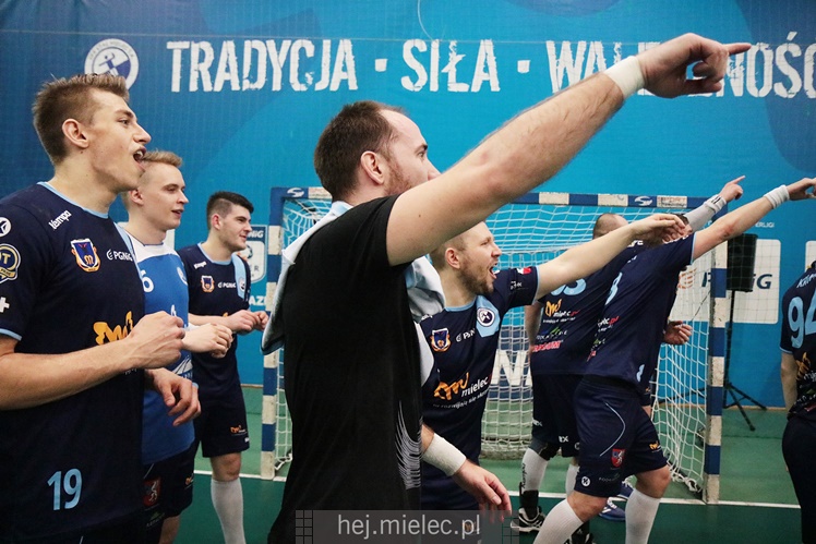 Dwie wygrane Stali z Meblami Wójcik