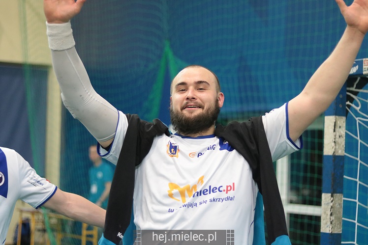 Dwie wygrane Stali z Meblami Wójcik
