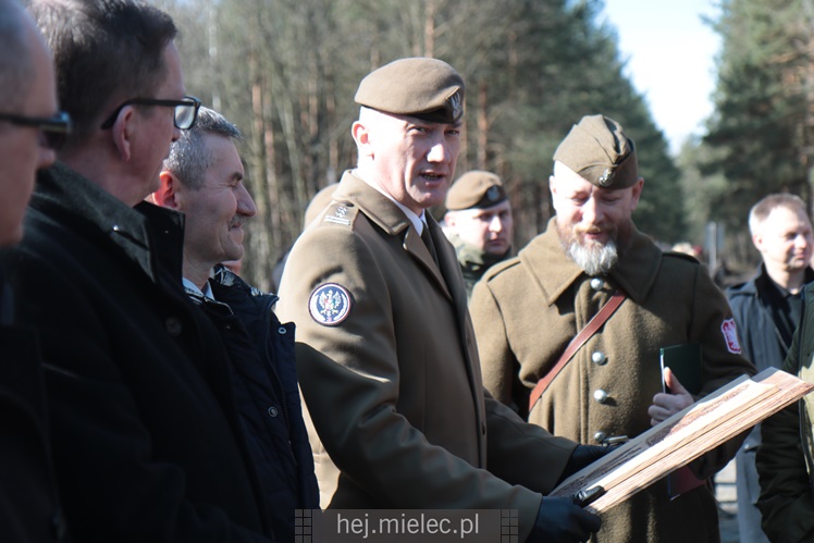 Uroczystości na Polanie Niezłomnych