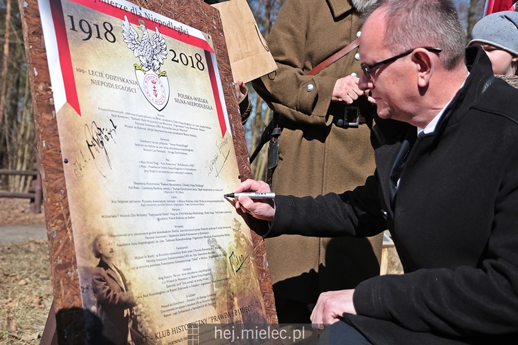 Uroczystości na Polanie Niezłomnych