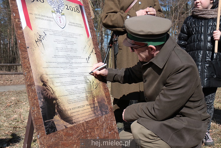 Uroczystości na Polanie Niezłomnych