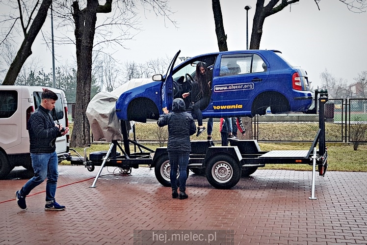 Policja zainaugurowała spotkania z młodymi kierowcami