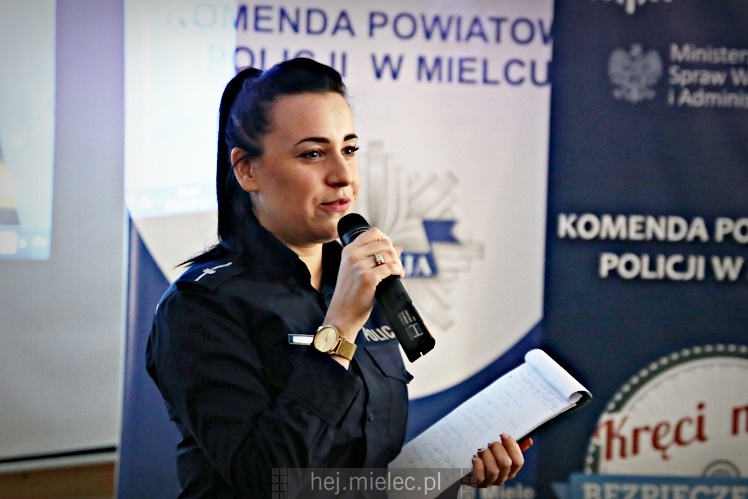 Policja zainaugurowała spotkania z młodymi kierowcami