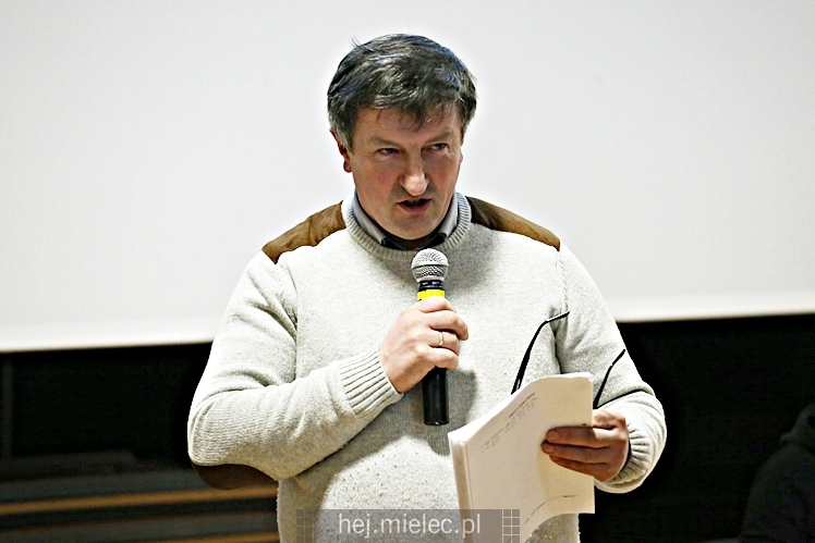 Otwarta rozprawa administracyjna dotycząca firmy Kronospan