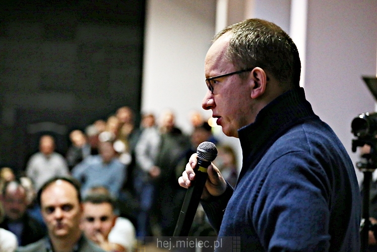 Otwarta rozprawa administracyjna dotycząca firmy Kronospan