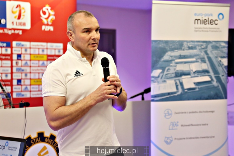 ARP oficjalnie otrzymała tytuł Partnera Akademii Piłkarskiej FKS Stal Mielec