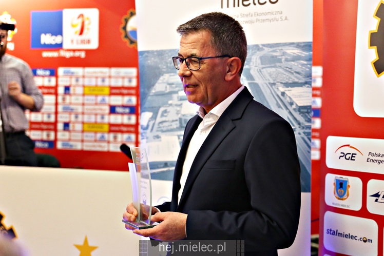 ARP oficjalnie otrzymała tytuł Partnera Akademii Piłkarskiej FKS Stal Mielec