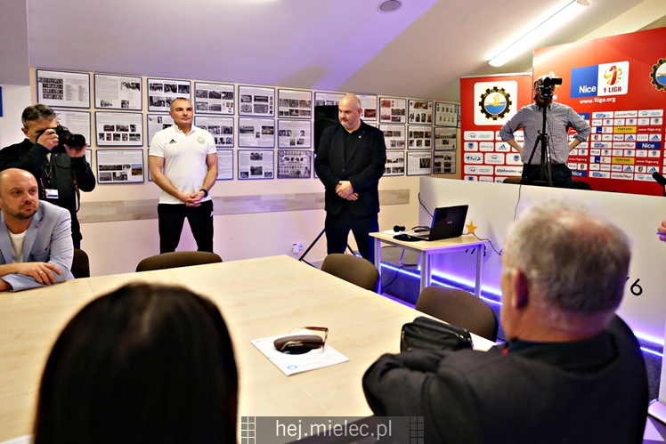 ARP oficjalnie otrzymała tytuł Partnera Akademii Piłkarskiej FKS Stal Mielec