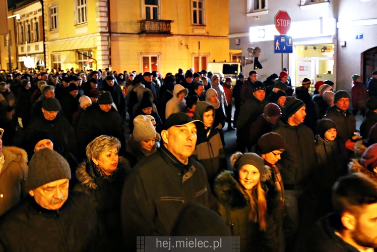 Drogi Krzyżowe ulicami Mielca