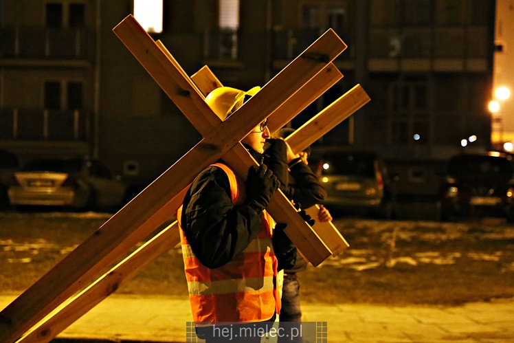 Drogi Krzyżowe ulicami Mielca