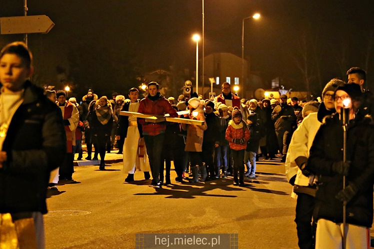 Drogi Krzyżowe ulicami Mielca