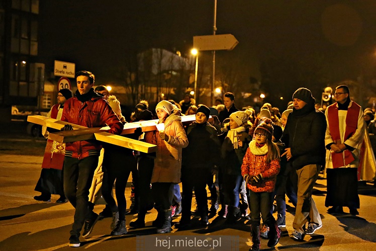 Drogi Krzyżowe ulicami Mielca
