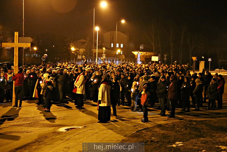 Drogi Krzyżowe ulicami Mielca