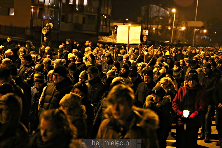 Drogi Krzyżowe ulicami Mielca