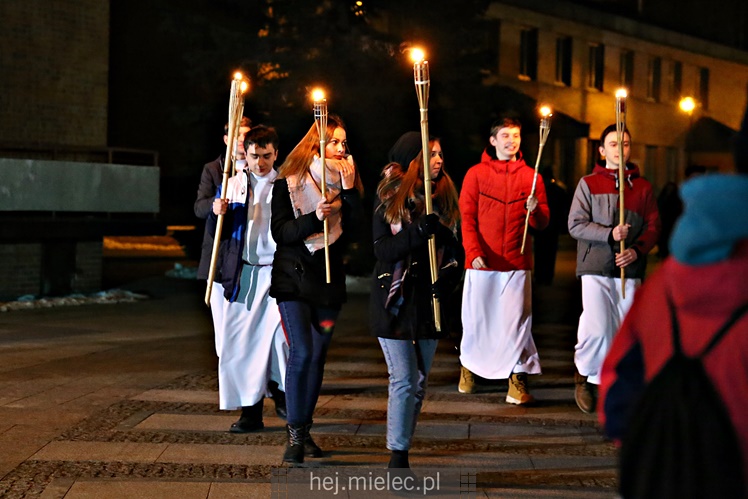 Drogi Krzyżowe ulicami Mielca