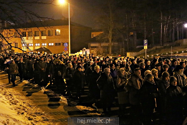 Drogi Krzyżowe ulicami Mielca