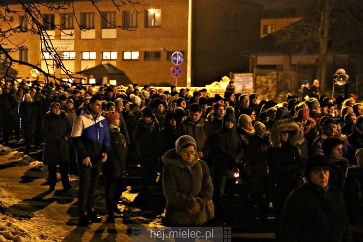 Drogi Krzyżowe ulicami Mielca