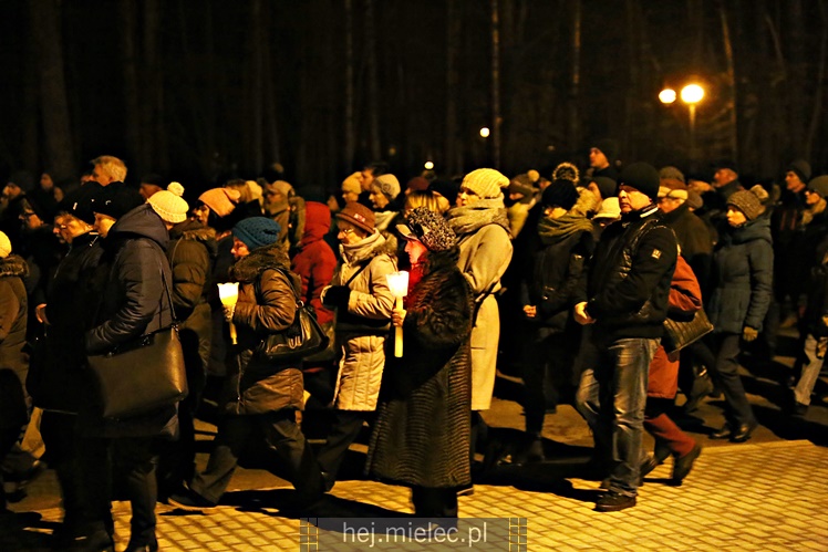 Drogi Krzyżowe ulicami Mielca