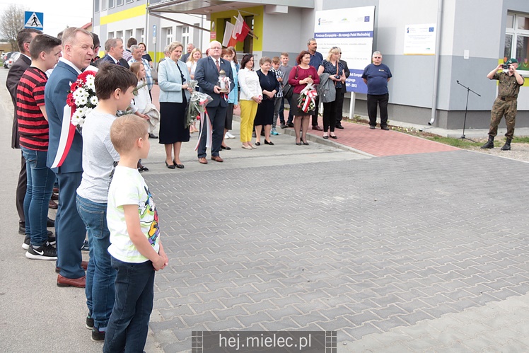 Nadanie imion Dębom Niezłomnych, inscenizacja bitwy NSZ - NKWD