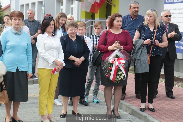 Nadanie imion Dębom Niezłomnych, inscenizacja bitwy NSZ - NKWD