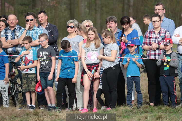 Nadanie imion Dębom Niezłomnych, inscenizacja bitwy NSZ - NKWD