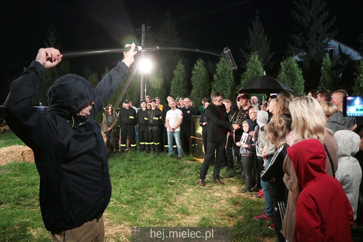 TVN nadawał na żywo z Tuszymy