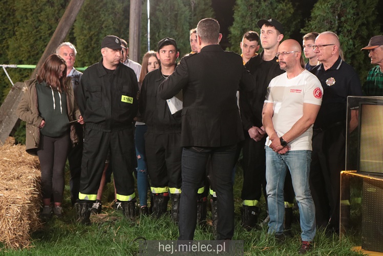 TVN nadawał na żywo z Tuszymy