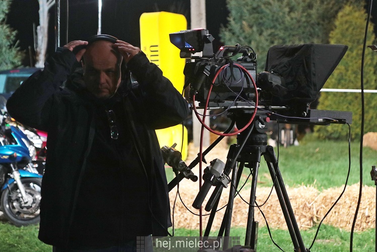 TVN nadawał na żywo z Tuszymy