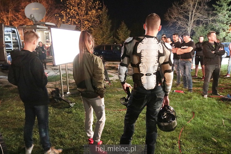 TVN nadawał na żywo z Tuszymy