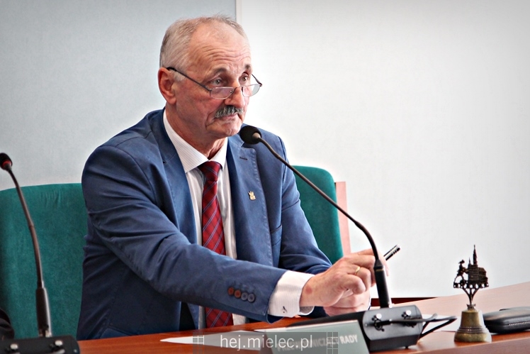 Nadzwyczajna sesja Rady Miejskiej w Mielcu z udziałem ministra środowiska