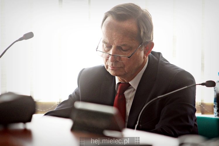 Nadzwyczajna sesja Rady Miejskiej w Mielcu z udziałem ministra środowiska