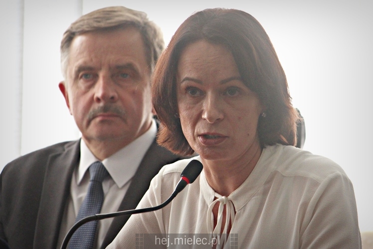 Nadzwyczajna sesja Rady Miejskiej w Mielcu z udziałem ministra środowiska
