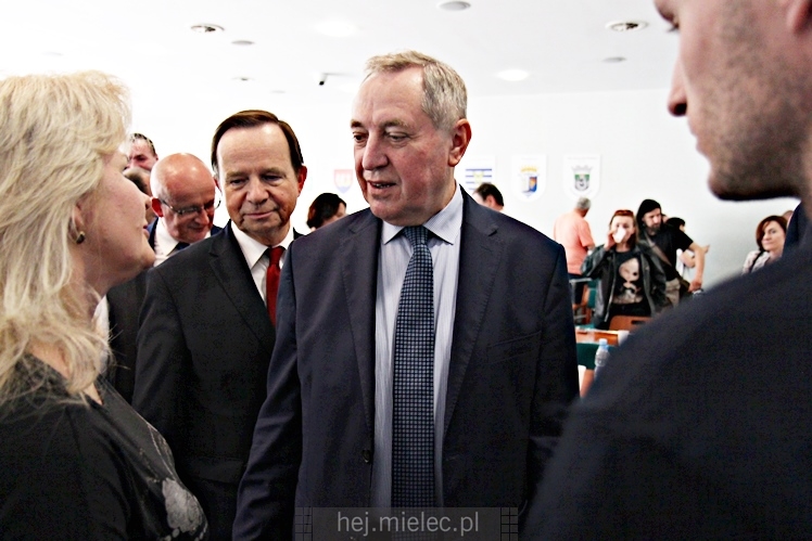 Nadzwyczajna sesja Rady Miejskiej w Mielcu z udziałem ministra środowiska