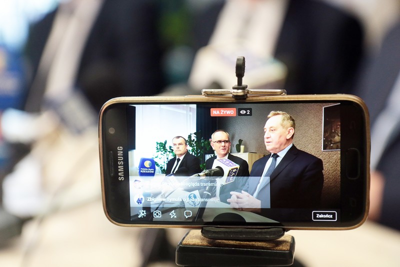 Nadzwyczajna sesja Rady Miejskiej w Mielcu z udziałem ministra środowiska