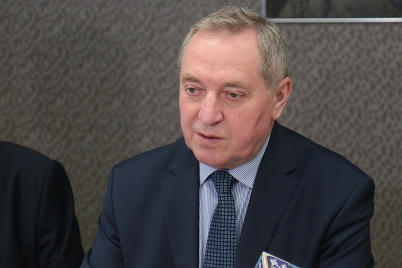 Nadzwyczajna sesja Rady Miejskiej w Mielcu z udziałem ministra środowiska