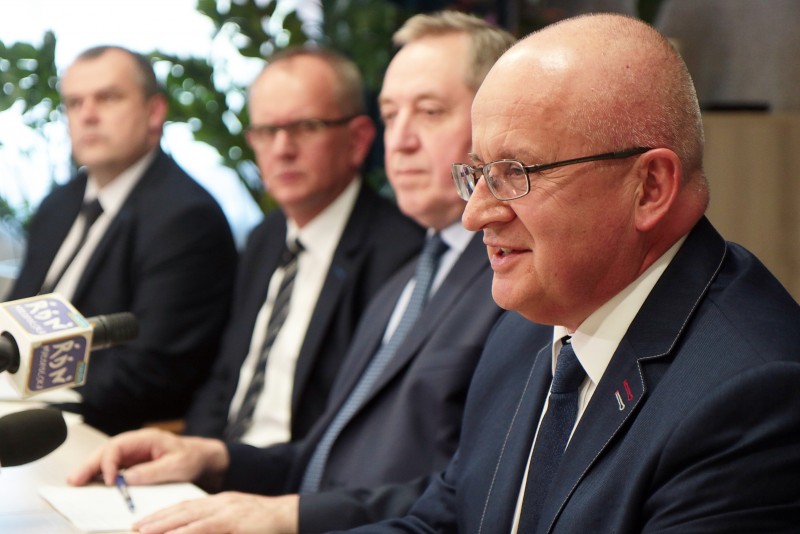 Nadzwyczajna sesja Rady Miejskiej w Mielcu z udziałem ministra środowiska