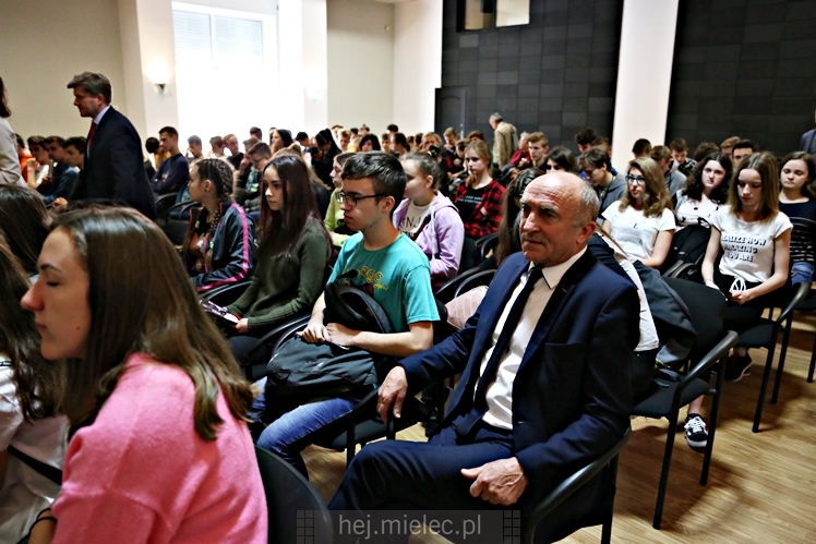 XIII Targi Edukacyjne ?I co dalej gimnazjalisto??
